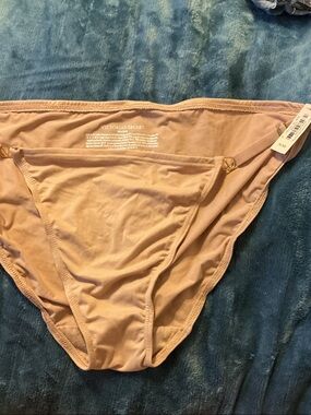 Victoria's Secret Girls' Nude/Tan Bikini Bottoms